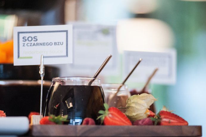 Imagen del bar/restaurante del Hotel Q Plus Katowice. Foto 4