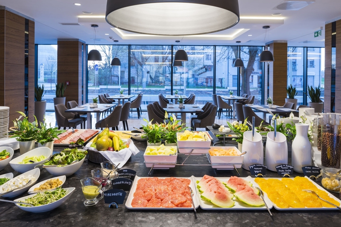 Imagen del bar/restaurante del Hotel Q Plus Krakow. Foto 5