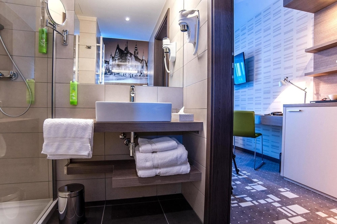 Imagen de la habitación del Hotel Q Plus Wroclaw. Foto 8