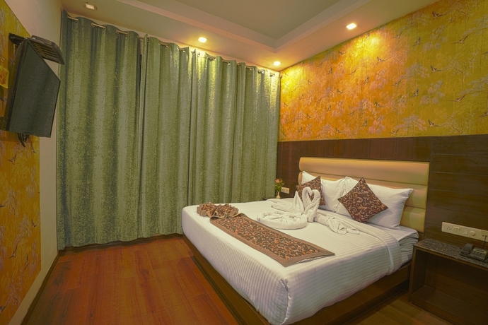 Imagen de la habitación del Hotel Q Saina\'s S K Regency. Foto 3
