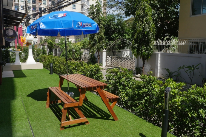 Imagen de los exteriores del Hotel Q Space Residence. Foto 16