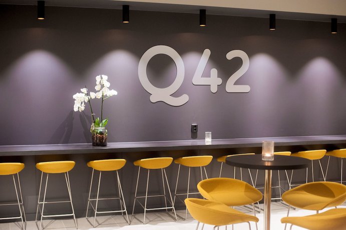 Imagen de los interiores del Hotel Q42. Foto 13