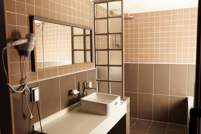 Imagen de la habitación del Hotel Q5 Hotel. Foto 5