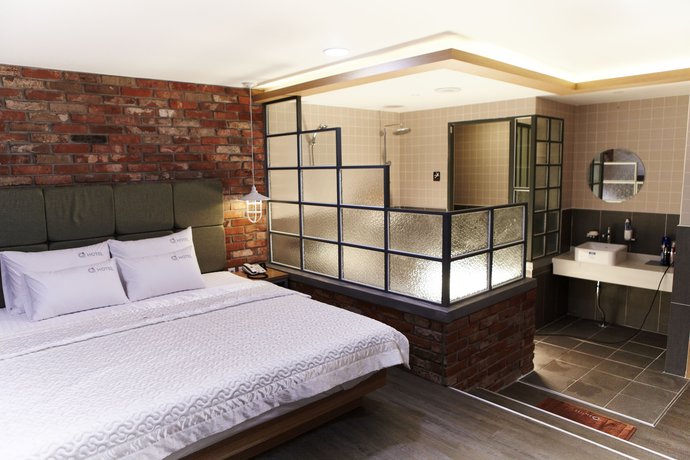 Imagen de la habitación del Hotel Q5 Hotel. Foto 6