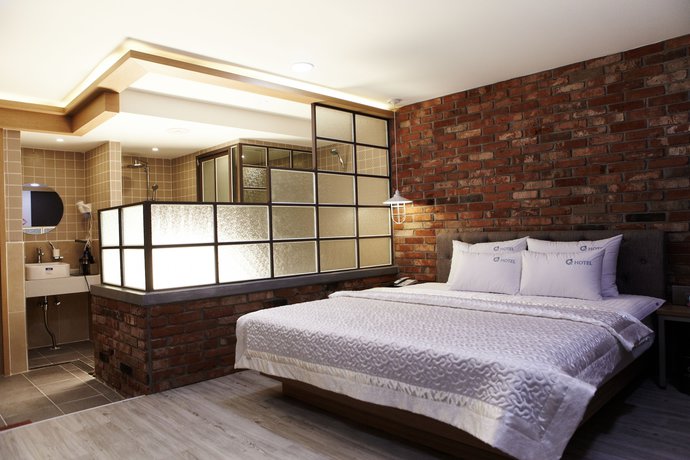 Imagen de la habitación del Hotel Q5 Hotel. Foto 10
