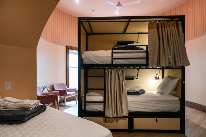 Imagen de la habitación del Hotel QBEDS Hostel. Foto 6