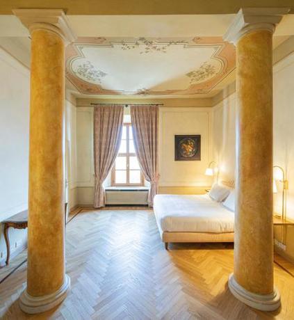 Imagen de la habitación del Hotel QC Grand Villa Arzaga Garda Spa and Golf. Foto 20