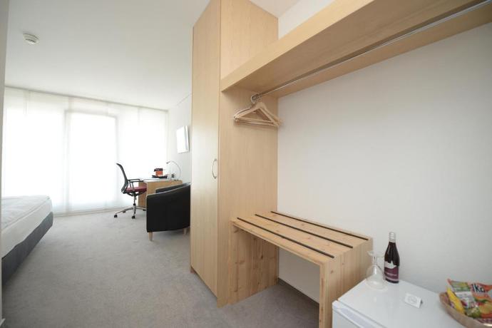 Imagen general del Hotel QCM Campus. Foto 8