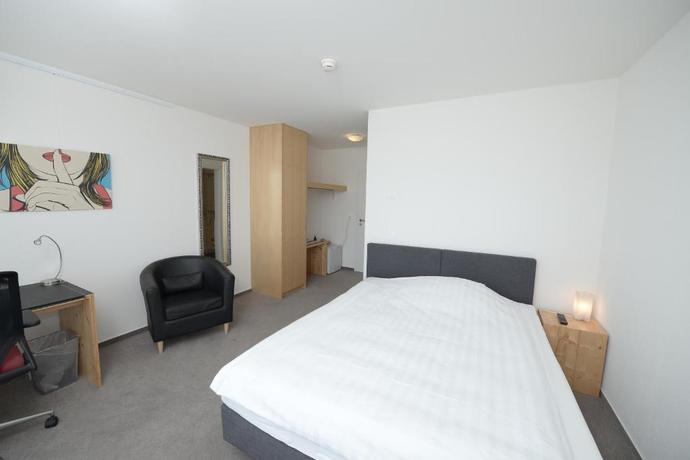 Imagen general del Hotel QCM Campus. Foto 9