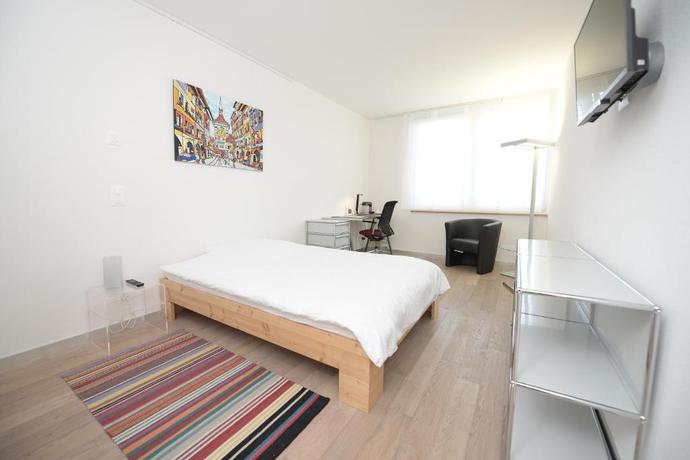 Imagen general del Hotel QCM Campus. Foto 12