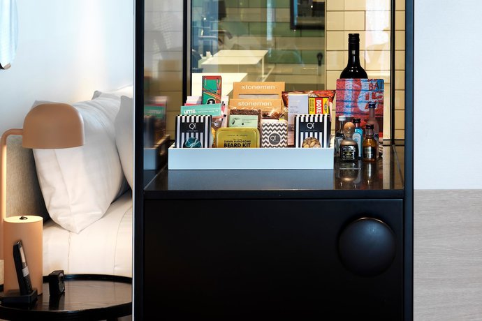 Imagen de la habitación del Hotel QT Bondi. Foto 3