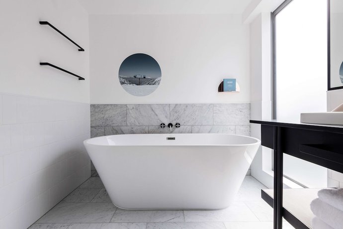 Imagen de la habitación del Hotel QT Queenstown. Foto 10