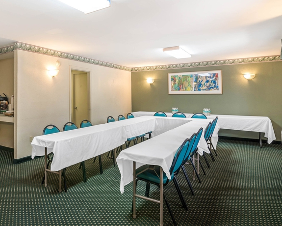 Imagen de los interiores del Hotel QUALITY INN AND SUITES, Lexington. Foto 13