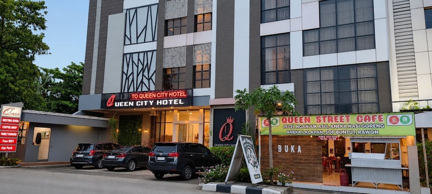 Imagen general del Hotel QUEEN CITY HOTEL. Foto 1