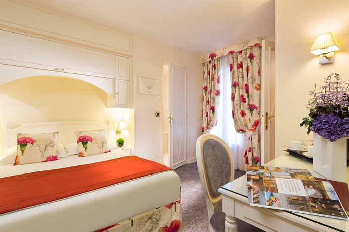 Imagen de la habitación del Hotel QUEEN MARY, Arco del Triunfo-El&iacute;seo. Foto 5