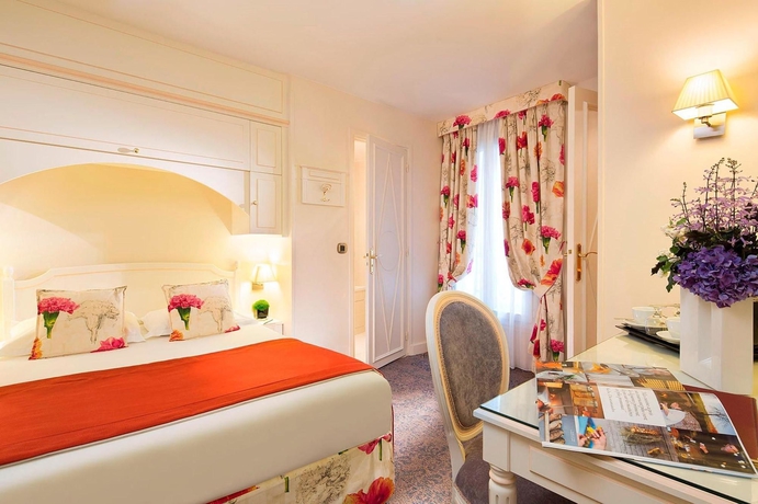 Imagen de la habitación del Hotel QUEEN MARY, París. Foto 4