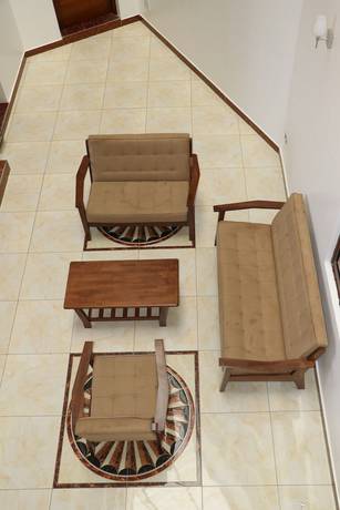 Imagen de los interiores del Hotel QUEENS COURT HOTEL. Foto 9