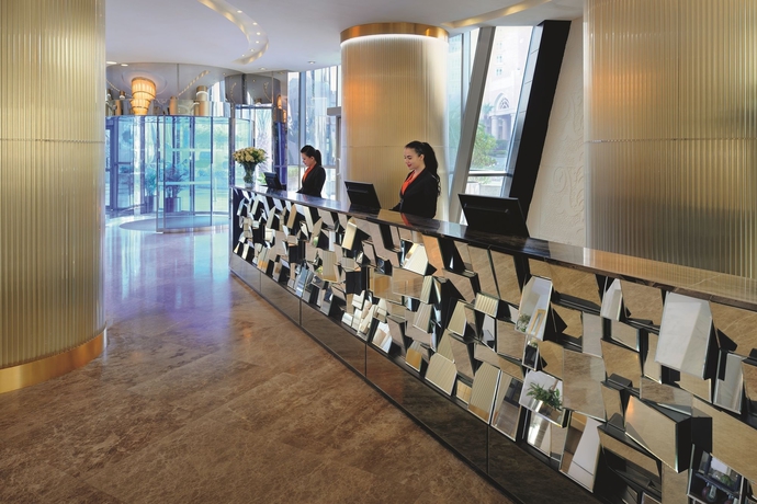 Imagen de los interiores del Hotel Qabila Westbay. Foto 14