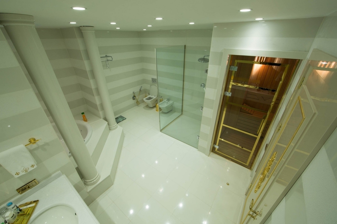 Imagen de la habitación del Hotel Qafqaz Riverside Resort. Foto 11