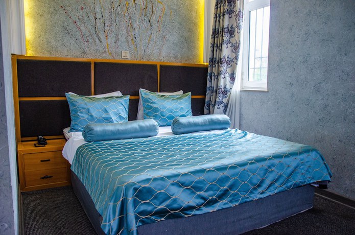 Imagen de la habitación del Hotel Qala. Foto 4