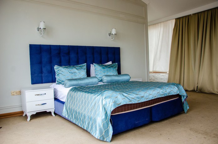 Imagen de la habitación del Hotel Qala. Foto 13