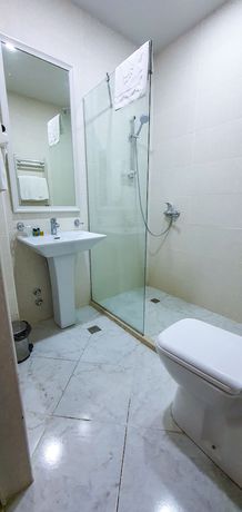 Imagen de la habitación del Hotel Qala. Foto 15