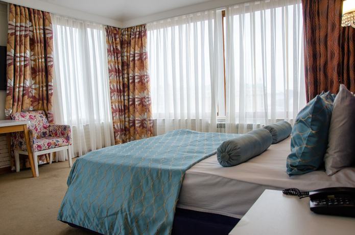 Imagen de la habitación del Hotel Qala. Foto 16