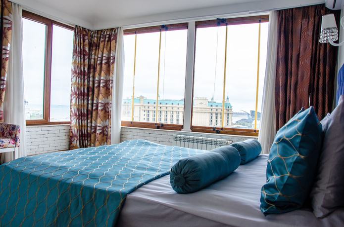 Imagen de la habitación del Hotel Qala. Foto 17