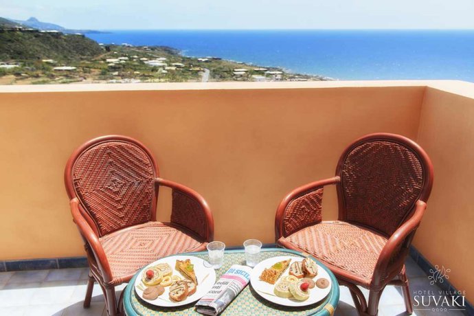 Imagen de la habitación del Hotel Qalea Pantelleria. Foto 15