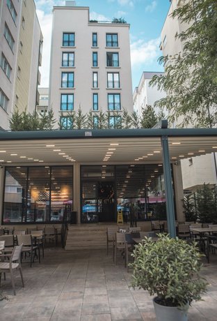 Imagen de los exteriores del Hotel Qama. Foto 14