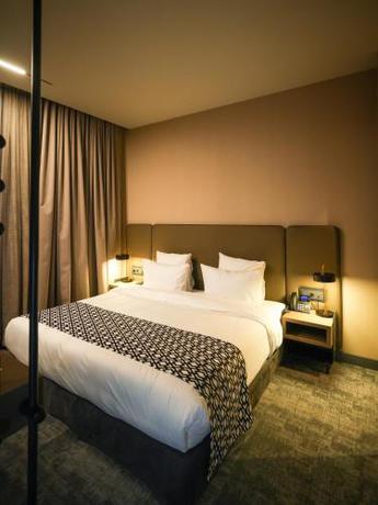 Imagen de la habitación del Hotel Qarvasla. Foto 20