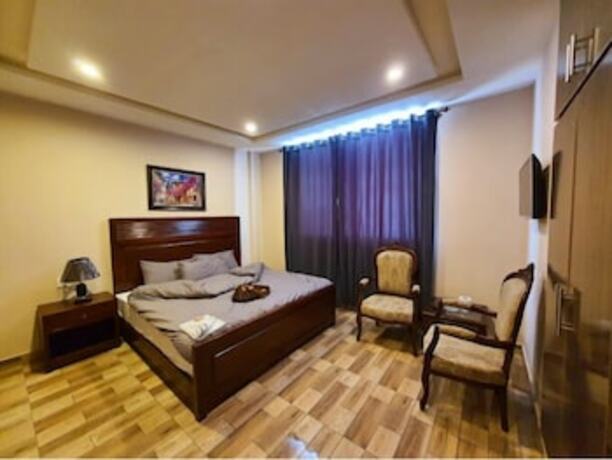 Imagen de la habitación del Hotel Qayam. Foto 10