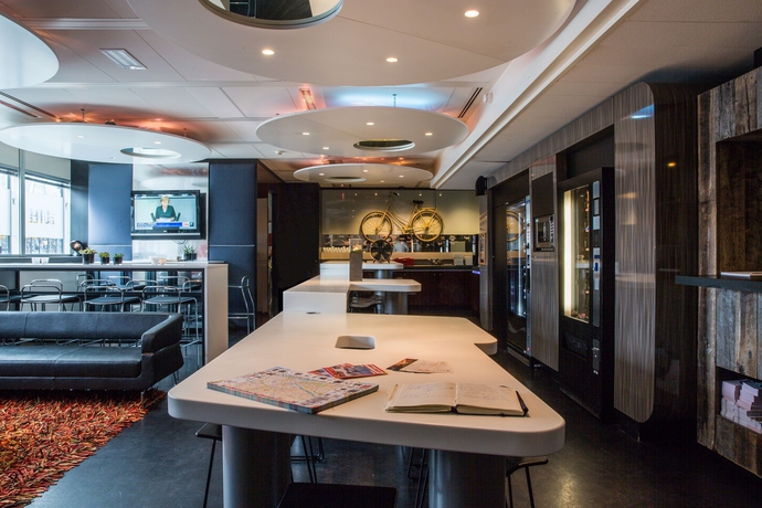 Imagen de los interiores del Hotel Qbic Amsterdam Wtc. Foto 14