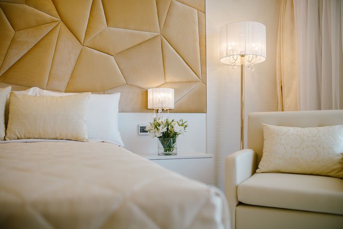 Imagen de la habitación del Hotel Qbic City. Foto 10