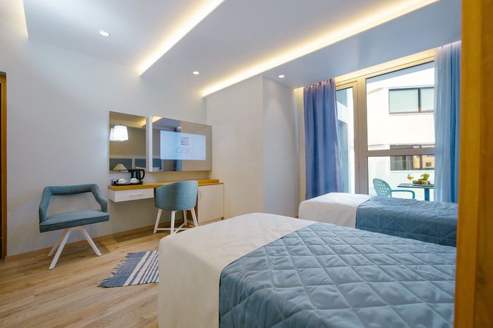 Imagen de la habitación del Hotel Qbic City. Foto 11