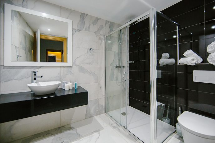 Imagen de la habitación del Hotel Qbic City. Foto 15