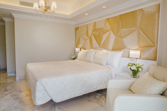 Imagen de la habitación del Hotel Qbic City. Foto 17