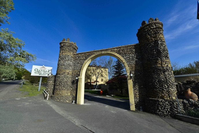 Imagen de los exteriores del Hotel Qebele Yeddı Gozel. Foto 10