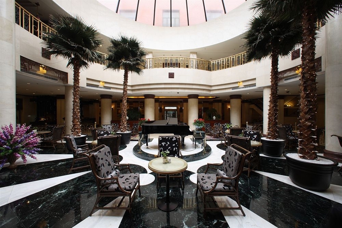 Imagen de los interiores del Hotel Qian Men Jian Guo. Foto 14