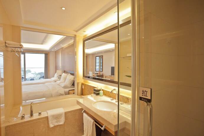 Imagen general del Hotel Qiandao Lake Greentown Ling Yun Apartment. Foto 9