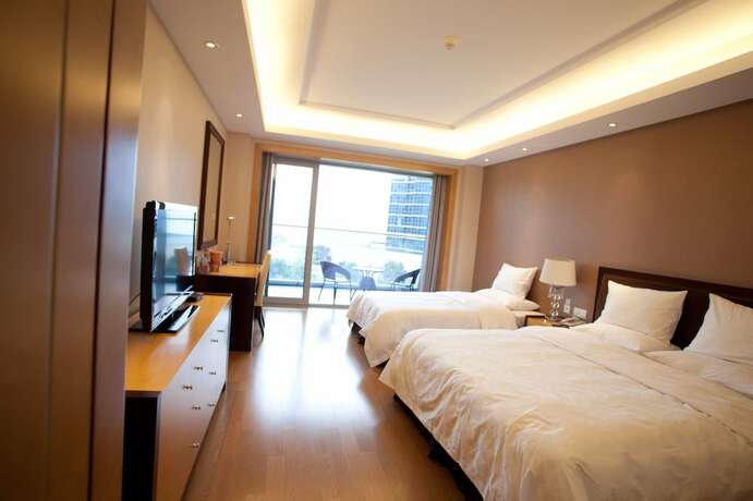 Imagen general del Hotel Qiandao Lake Greentown Ling Yun Apartment. Foto 12