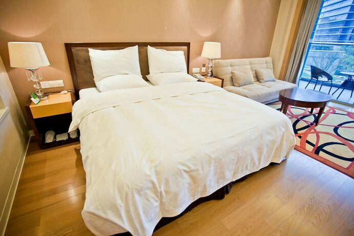 Imagen general del Hotel Qiandao Lake Greentown Ling Yun Apartment. Foto 18