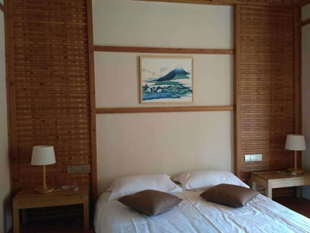 Imagen de la habitación del Hotel Qiandaohu Liyuan Village Botique Hotel. Foto 3