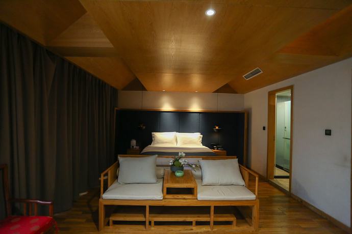 Imagen de la habitación del Hotel Qianna Chengji Hotel. Foto 15