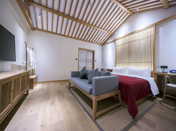 Imagen de la habitación del Hotel Qianna Yingtang Hotel. Foto 6