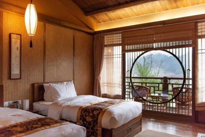 Imagen general del Hotel Qiansu Ban Jiang Xia Boutique Inn. Foto 1