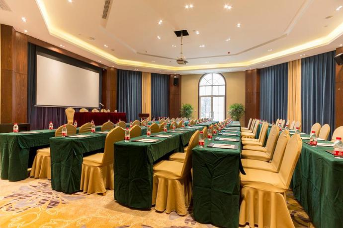 Imagen de los interiores del Hotel Qing Feng Garden Hotel. Foto 15