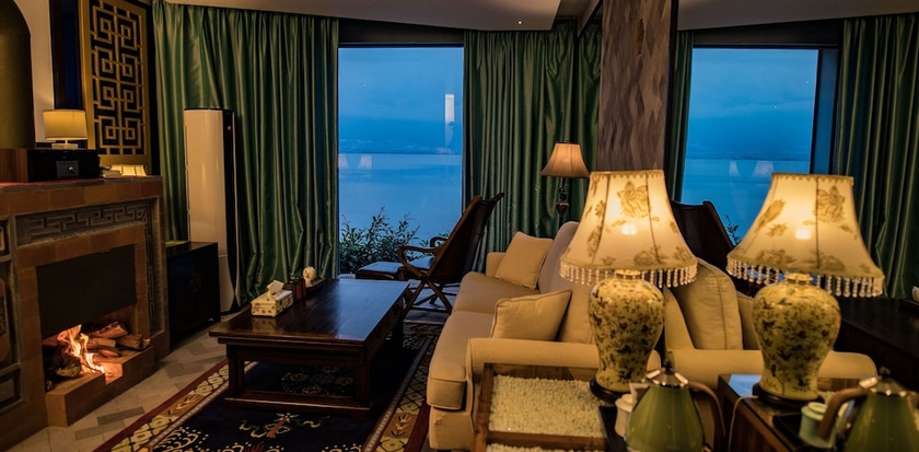 Imagen de la habitación del Hotel Qing Pu Villa. Foto 4