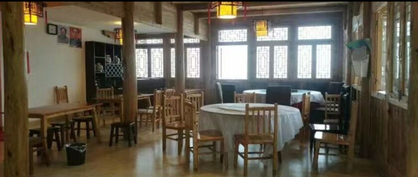 Imagen del bar/restaurante del Hotel Qing Ting Hotel. Foto 9