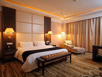 Imagen de la habitación del Hotel Qingdao Danube International. Foto 4